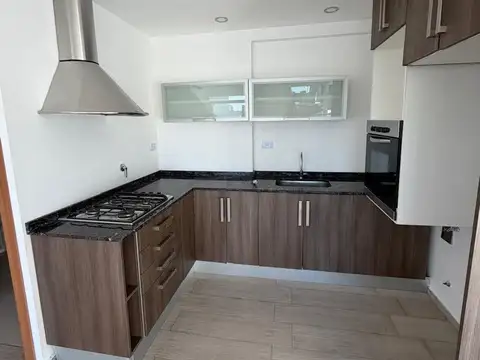 Departamento en Alquiler en Mataderos, $ 800.000