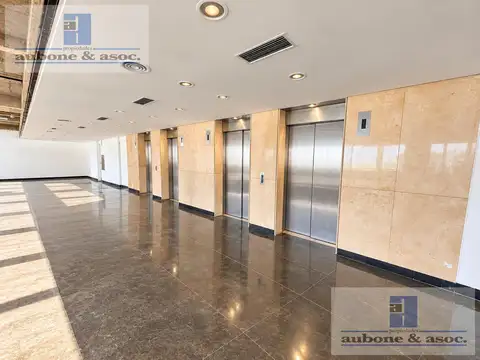 Avenida Leandro N. Alem 900