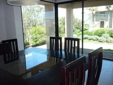 Casa en Venta en Montoya, USD 635.000