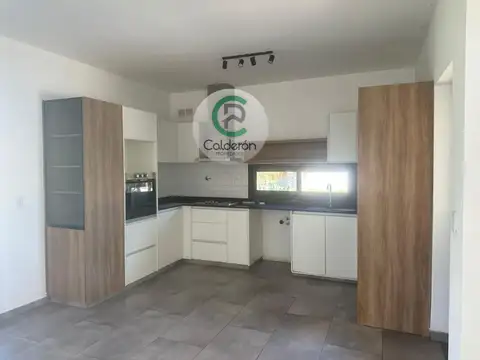 Casa en Alquiler A Estrenar