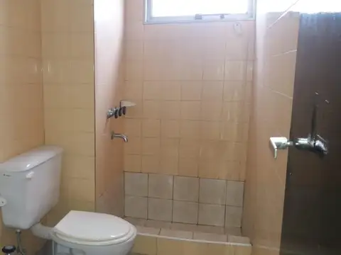 Cordoba Y Ameghino Uom Monoblock 24 , Piso 2