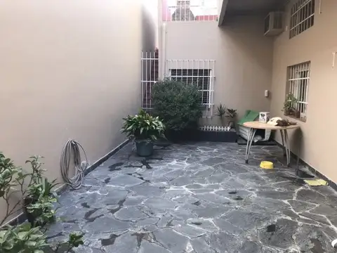 Casa 7 ambientes con 3 baños