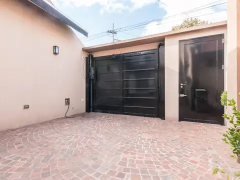 Casa en Venta en Lanus Este, USD 175.000