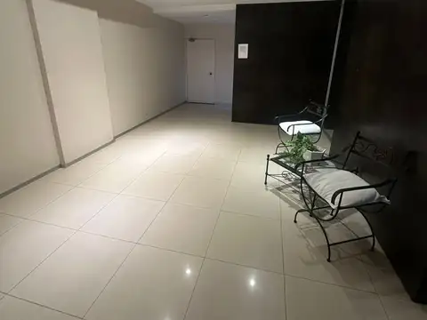Burela 2300, Piso 7