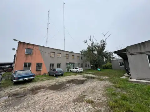 Galpon en Alquiler 205  mts Fondo