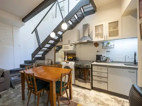 Depto Tipo Casa 2 ambientes con 1 baño