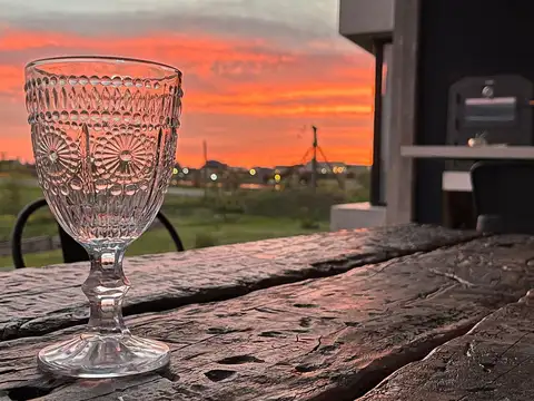 Casa en alquiler temporario en San Sebastian, Pilar, GBA Norte - 4 Ambientes