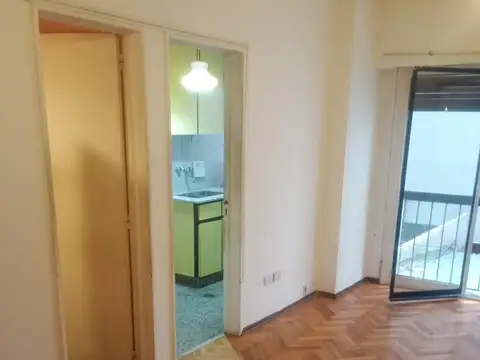 Beruti 3500, Piso 1°