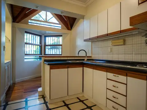 Casa en Venta en Haedo Sur, USD 299.900