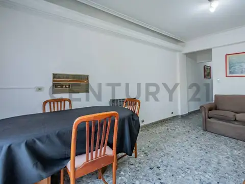 Depto Tipo Casa en Venta 46 años