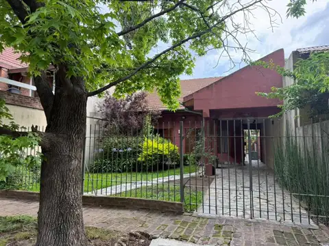 VENTA CASA 3 AMB EN BELLA VISTA