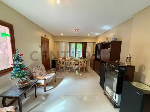 20 de junio 1300, Piso 0