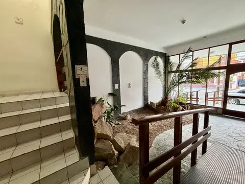 Montevideo 100, Piso 6