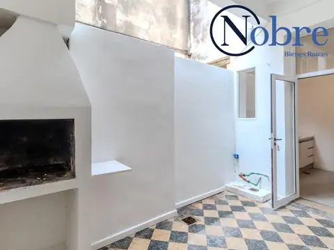 Depto Tipo Casa 3 ambientes con 2 baños