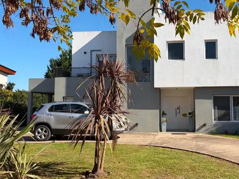 Casa a la Venta en Barrio San Marco - Complejo Villa Nueva