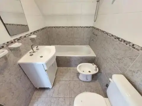 Departamento en Alquiler con 1 cocheras