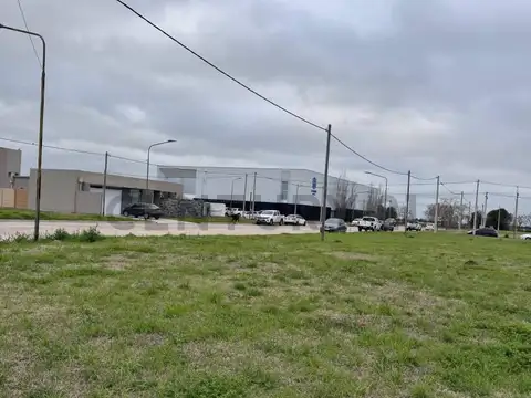 Constitución esquina Florentino Rivarossa , Piso 0