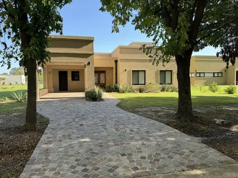 Casa 3 Dorm. 3 Baños – La Federala – Lobos