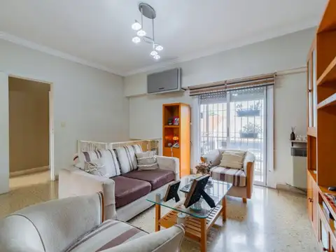 Depto Tipo Casa en Venta 51 años