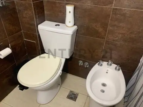 Venta departamento 2 ambientes con patio, Pilar