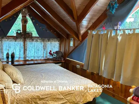 VENTA - Complejo de tres cabañas, Barrio norte, Villa la angostura.