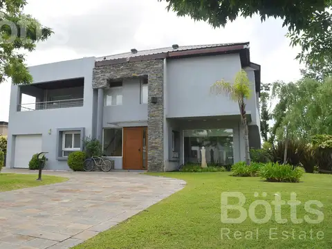 Casa en Venta de 4 dormitorios