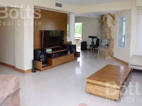 Exclusiva Casa en Terravista con vista a La Laguna