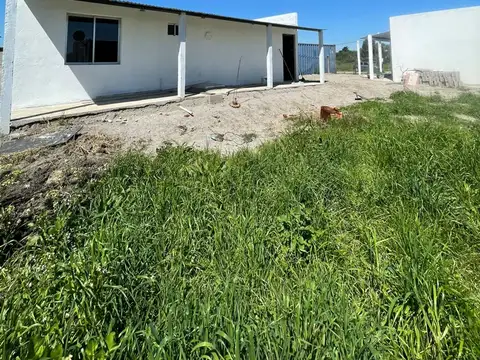 CASA EN ALQUILER 2 AMBIENTES VEINTICINCO DE MAYO F
