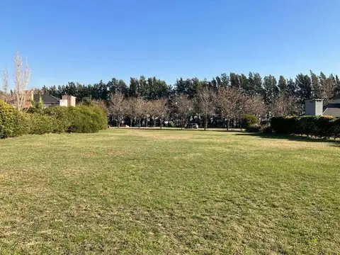 Terreno en Venta en Haras Del Sur, USD 36.800