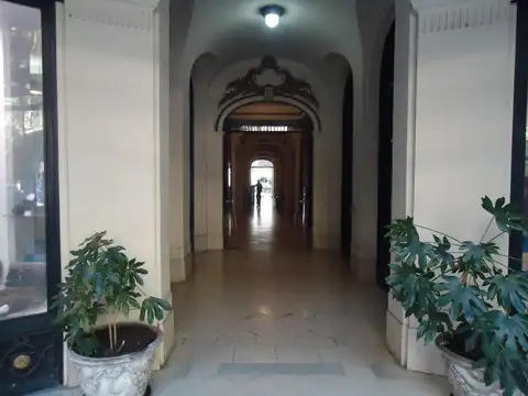 Oficina 3 ambientes con 1 baño