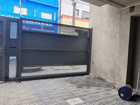 AV BARTOLOME MITRE 3800, Piso PB