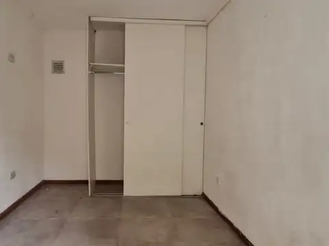Depto Tipo Casa en Venta de 1 dormitorio