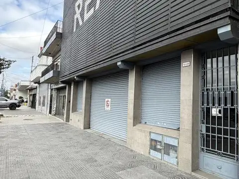 VENTA LOTE  / LOCAL COMERCIAL CON CAPACIDAD DE 30% M2 ADICIONALES   PH 3 AMB INDEPENDIENTE