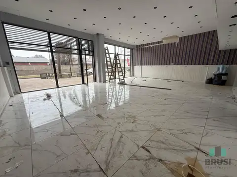 Local en Alquiler en Ezeiza, $ 2.500.000