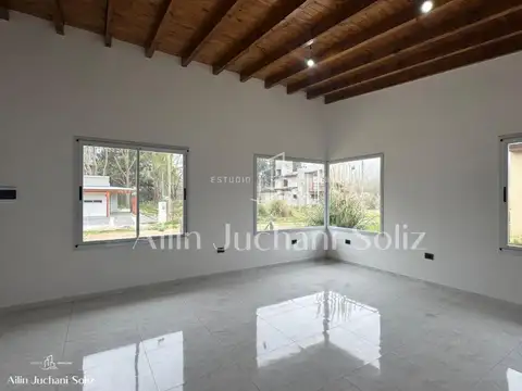 CASA TRES AMBIENTES MUY LUMINOSA