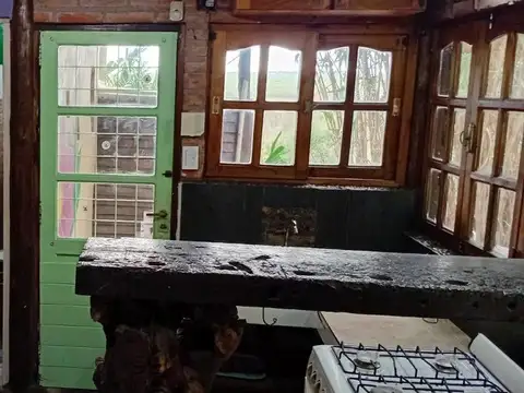 Casa 3 ambientes con 2 baños