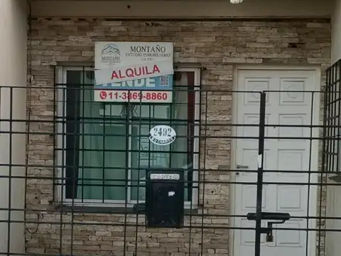 Depto Tipo Casa en Alquiler de 3 ambientes