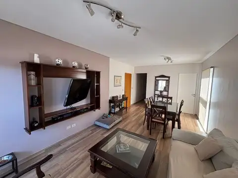 VENTA DEPTO 4 AMBIENTES CON COCHERA EN PALERMO