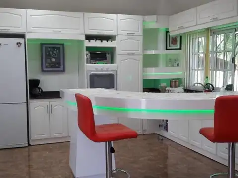 Casa en Venta en Virrey del Pino, USD 280.000