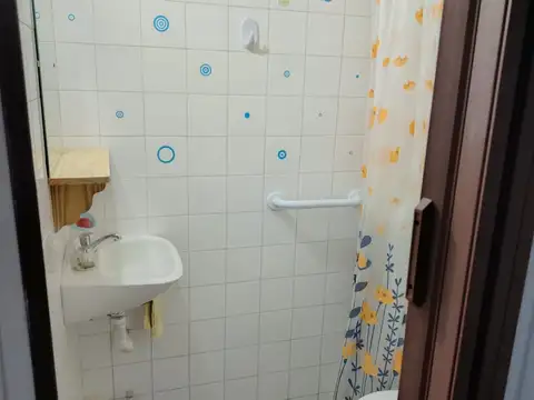 Depto Tipo Casa 2 ambientes con 1 baño