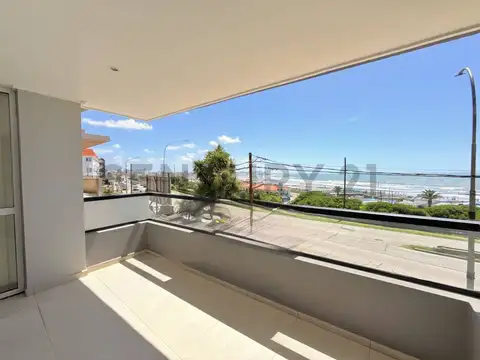 VENTA DEPARTAMENTO 3 AMBIENTES VISTA AL MAR CON COCHERA