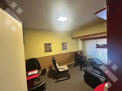 VENTA CASA EN CENTRO ESTE NQN