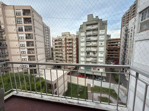 Muy lindo 2 ambientes totalmente amueblado.