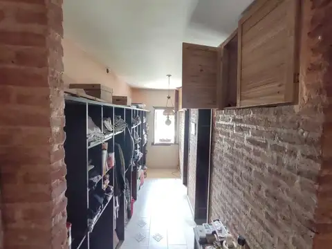 Casa en Venta en Barrio Parque Leloir, USD 155.000