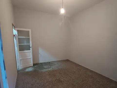 Depto Tipo Casa en Alquiler 55 años