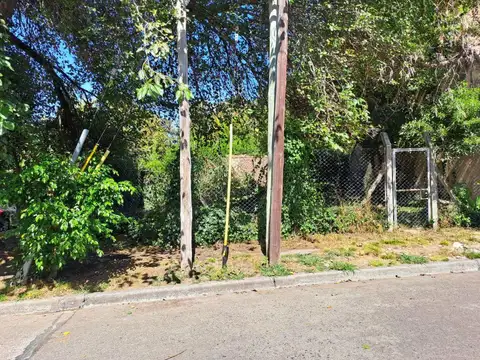 En Venta Lote de Terreno en Ciudad Jardin 200 m F: 11076