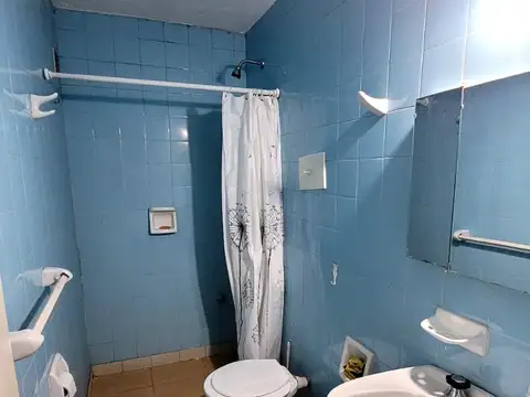 Departamento 5 ambientes con 1 baño
