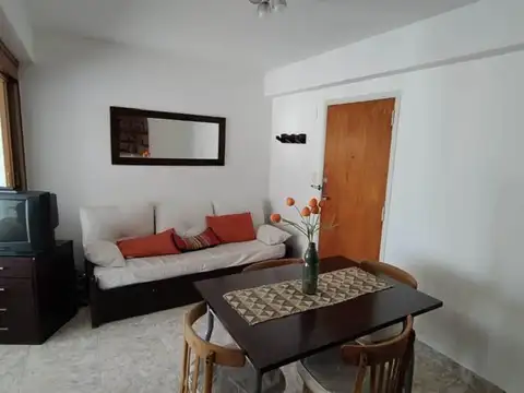 Departamento 2 ambientes lateral luminoso