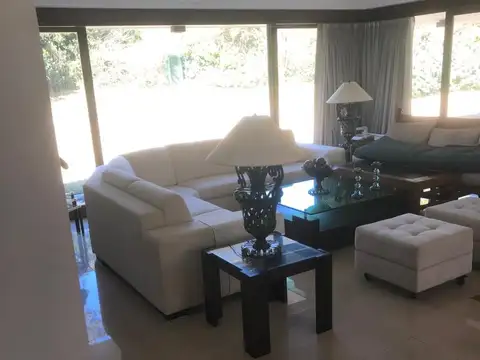 Casa en Venta en Punta del Este, USD 980.000