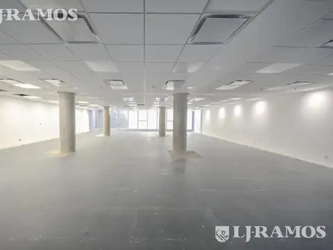 Oficina en Alquiler al Norte